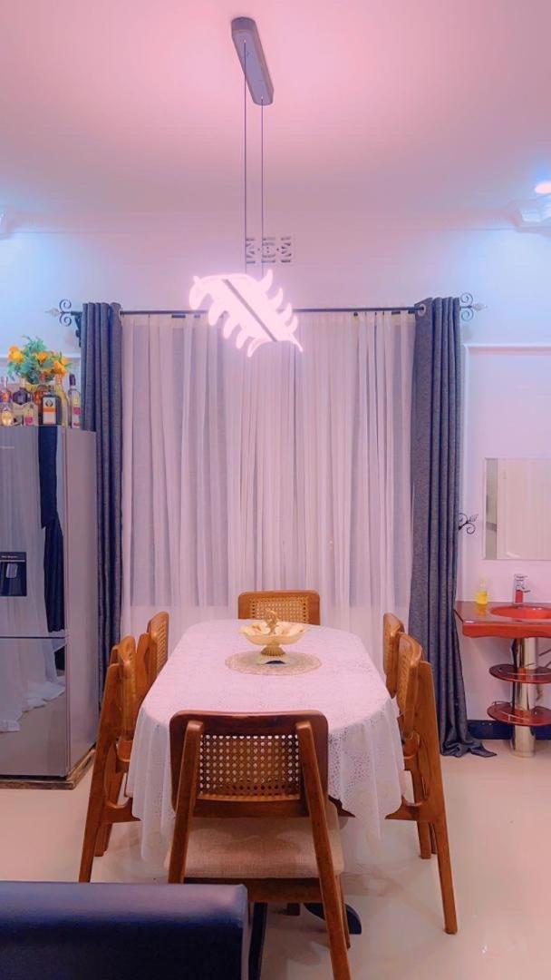 Evelina House Hostel Boma la Ngombe ภายนอก รูปภาพ